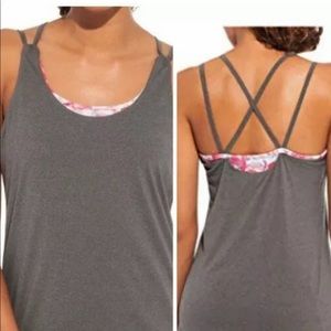 Carrie underwood yoga tank top criss cross back ,back build in bra athletic top